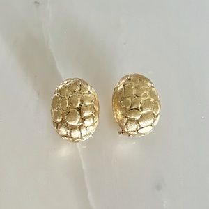 18k SOLID alligator crocodile print oval earclip earrings
